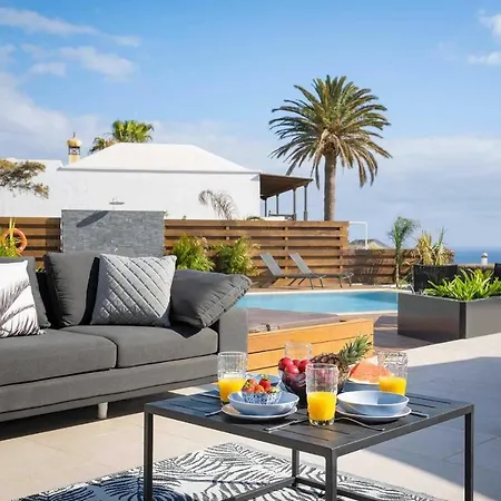 Estellar Villa Puerto del Carmen (Lanzarote)
